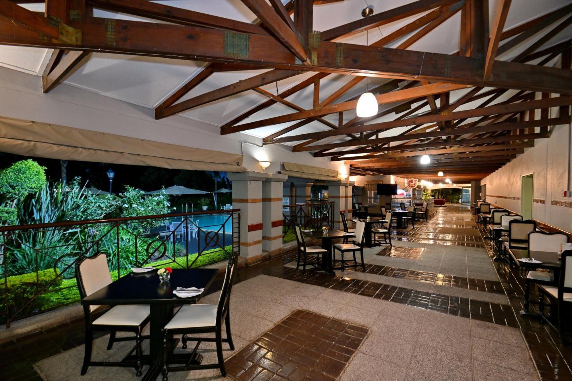 Holiday Inn - Bulawayo By Ihg Luaran gambar